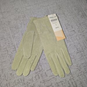 Coldwater Creek Women's Tan Suede Gloves